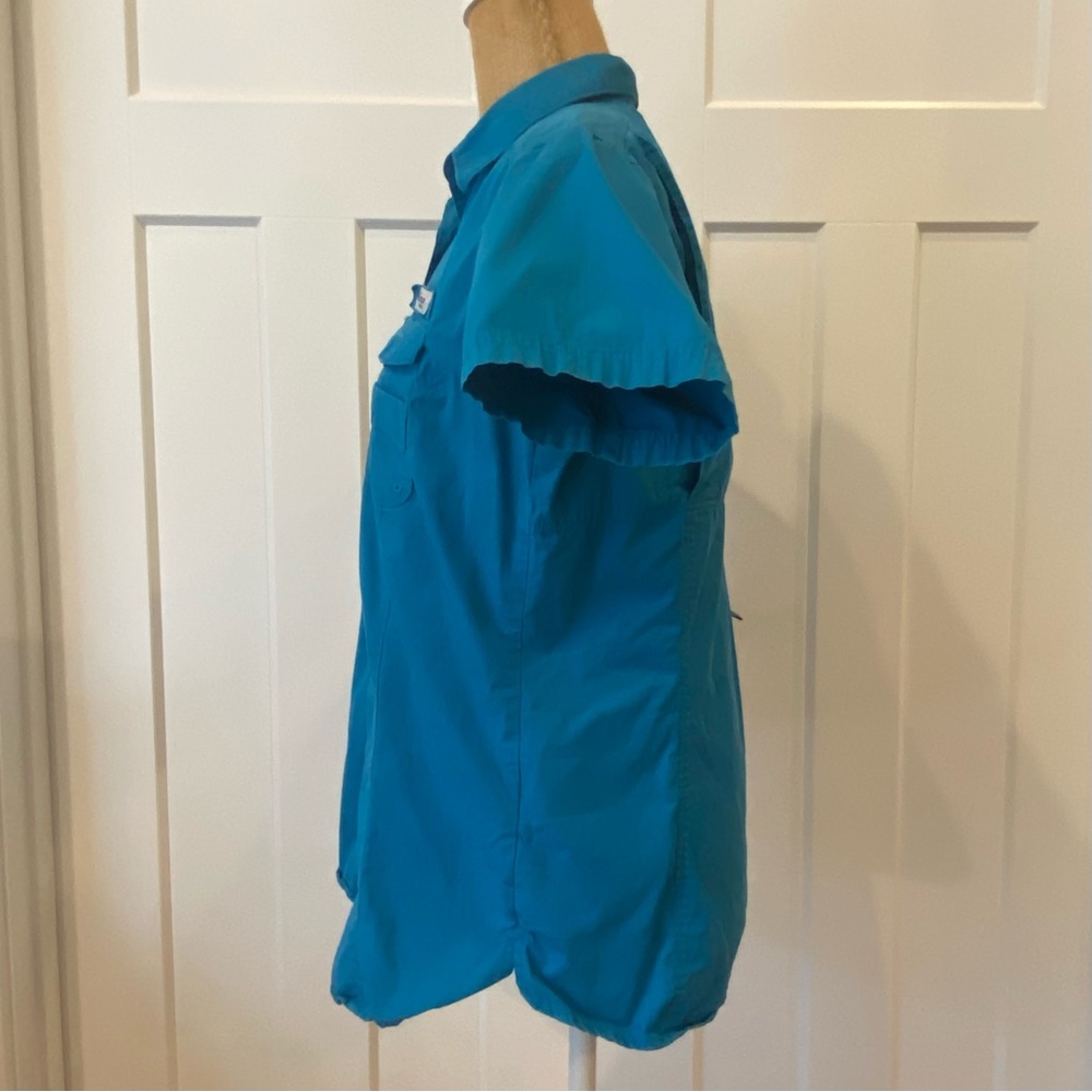 Columbia Blue Casual Button Down Shirt - Picture 2 of 16